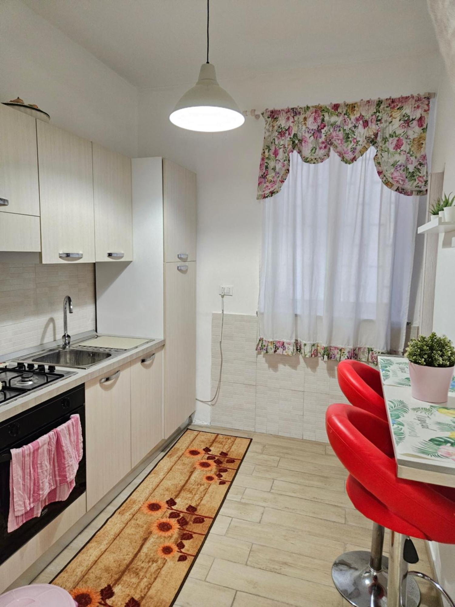 Claudio'S House Apartment ปาแลร์โม ภายนอก รูปภาพ